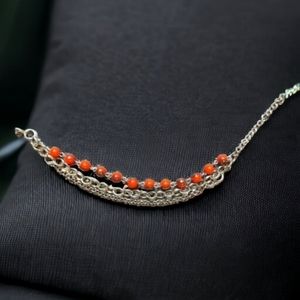 Red/black beaded chain bracelet